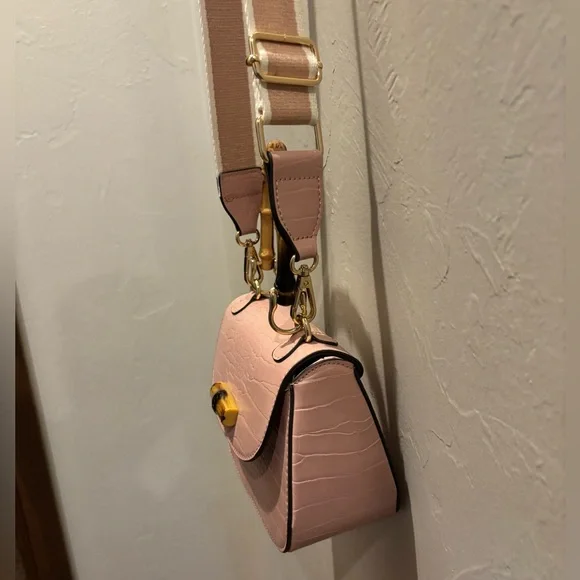 Precious Blush Pink Croc-Embossed Handbag with Bamboo look Handle & Gold Accent - Picture 4 of 6